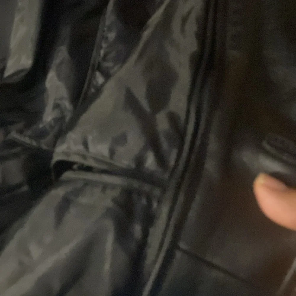 Misty Harbor black 100%leather jacket L
